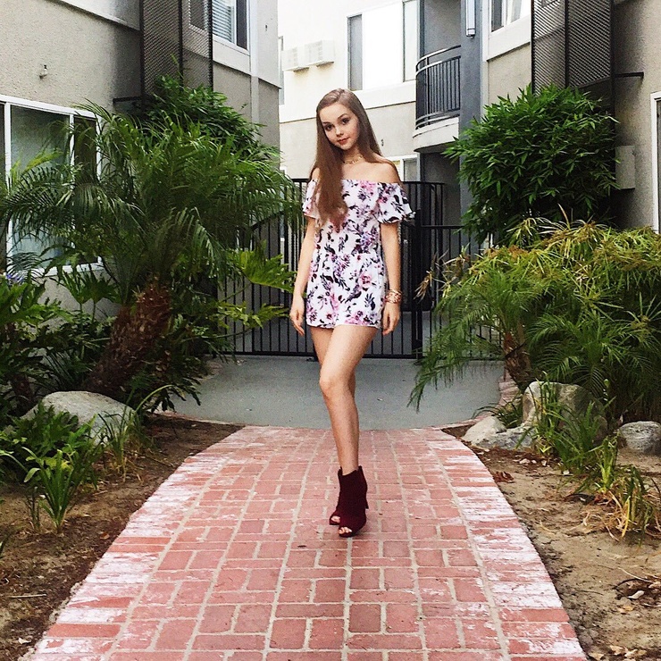 Savannah May