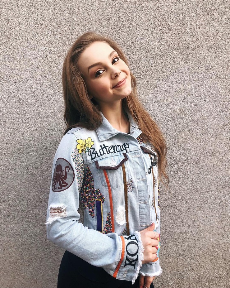 Savannah May