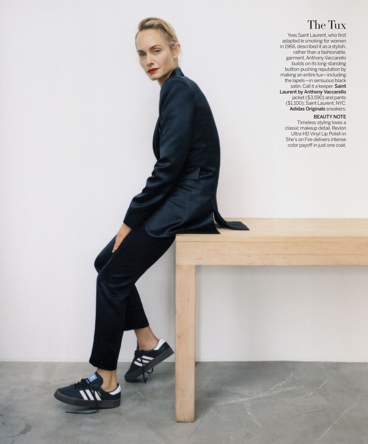 Amber Valletta Amber Valletta