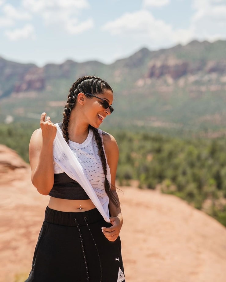 Lilly Singh Boobs