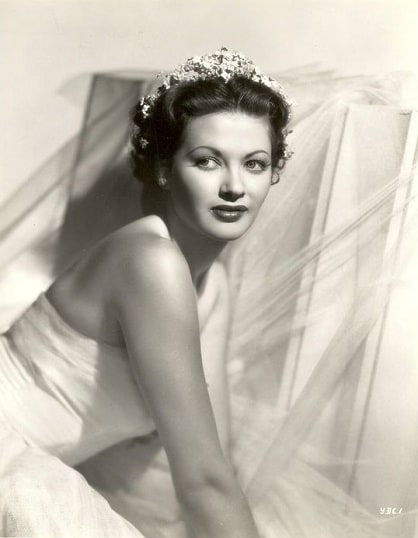 Yvonne De Carlo