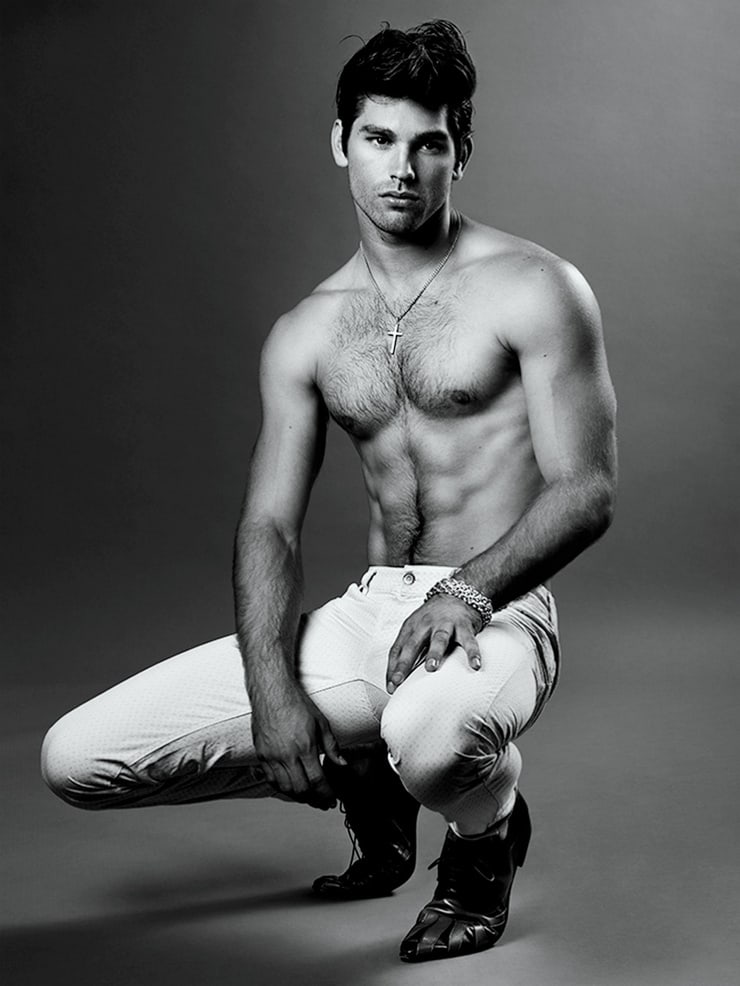 Justin Gaston