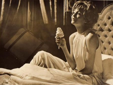 Geneviève Waïte