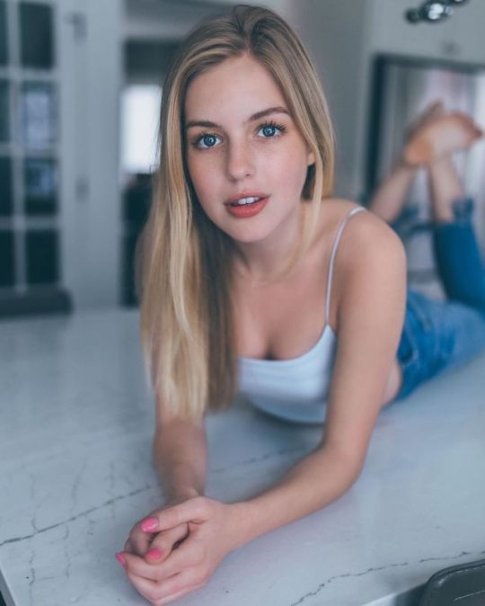 Gabby Thomas Gabby Thomas