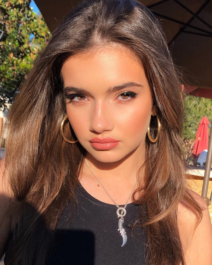 alexis jayde burnett