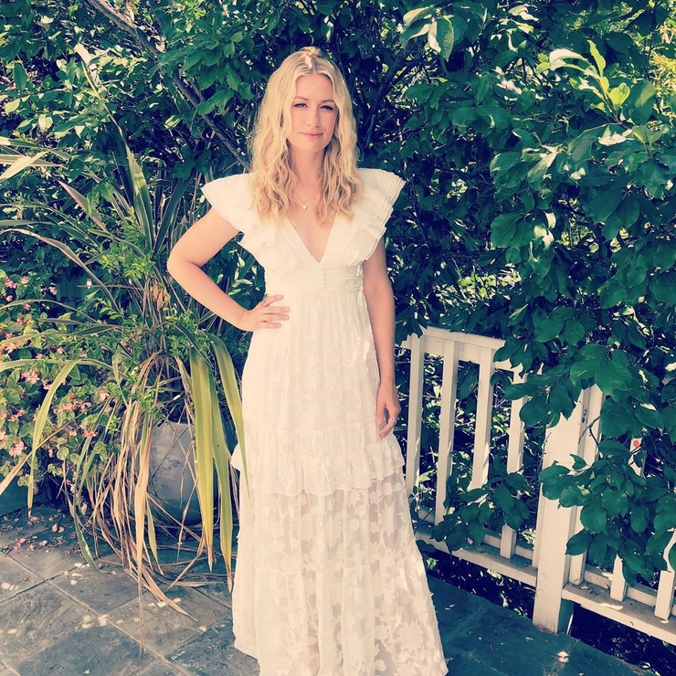 Beth Behrs Beth Behrs
