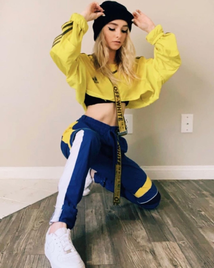 Picture Of Zoe Laverne Pemberton