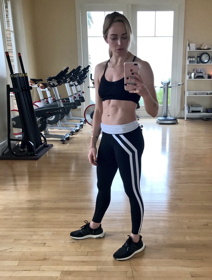 Caity Lotz Caity Lotz