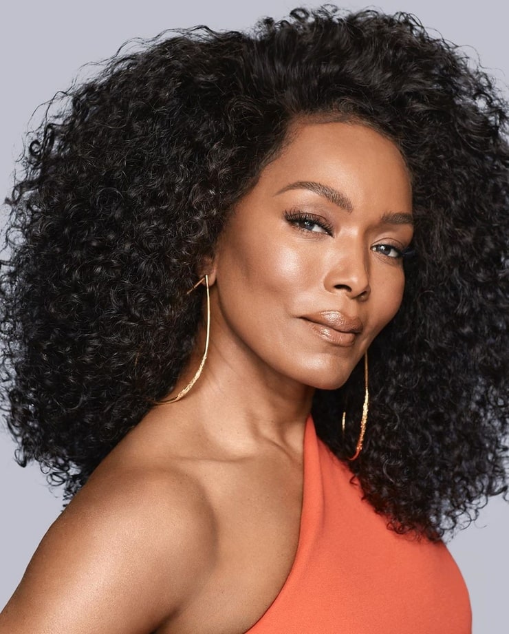 Angela Bassett