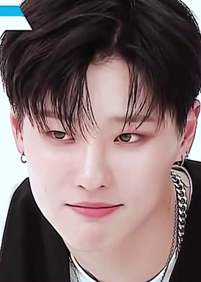 Seungyoun (UNIQ)