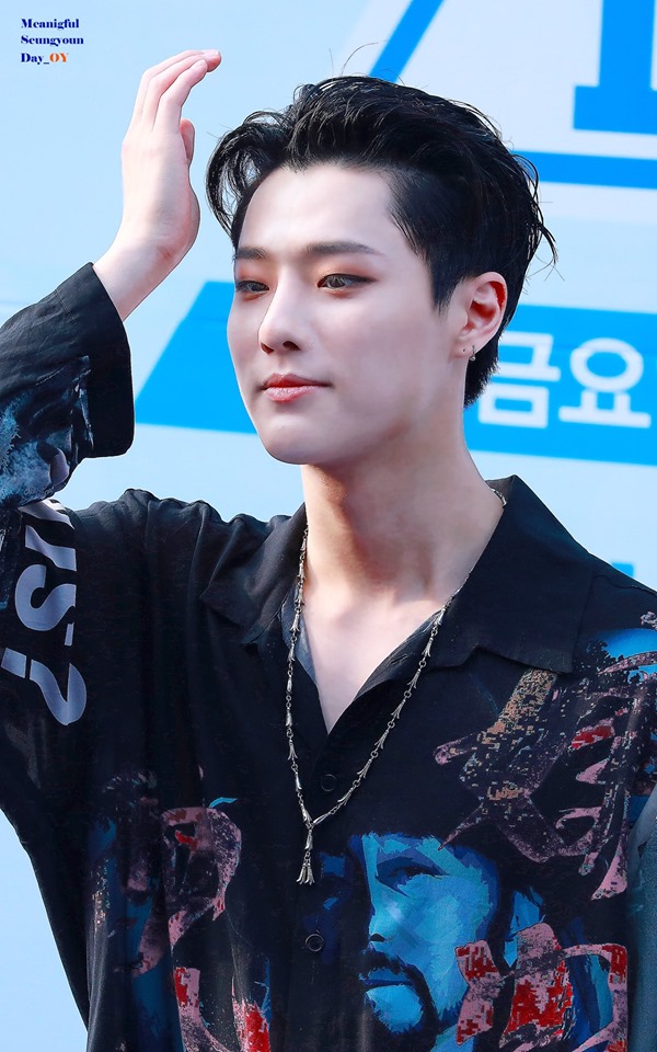 Seungyoun (UNIQ)