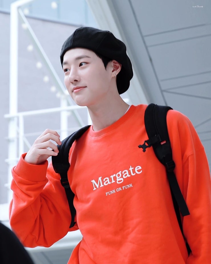 Seungyoun (UNIQ)