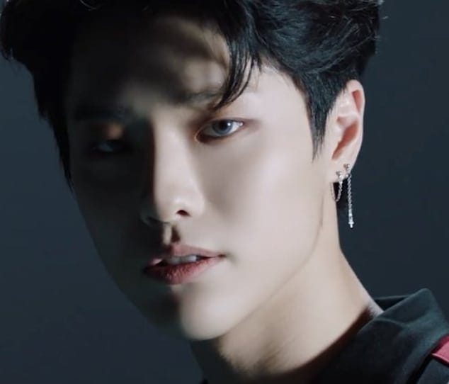 Seungyoun (UNIQ)