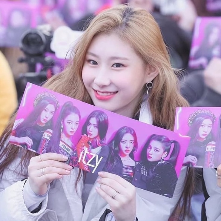 Chaeryeong Chaeryeong