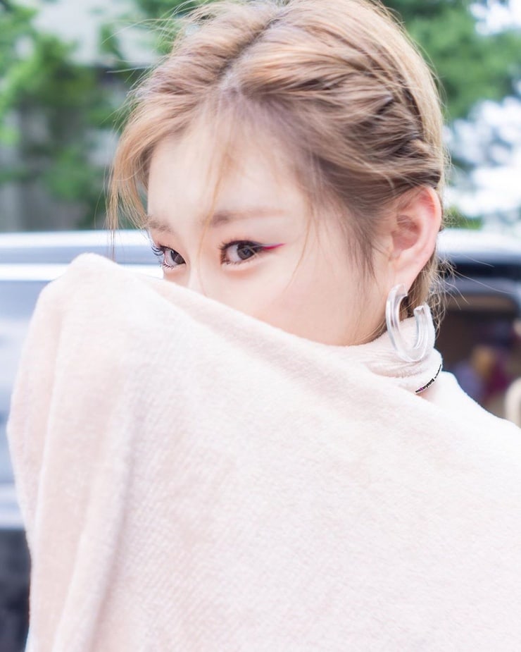 Chaeryeong Chaeryeong