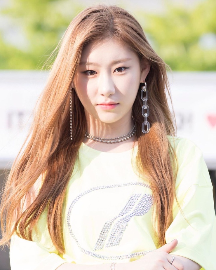 Chaeryeong Chaeryeong