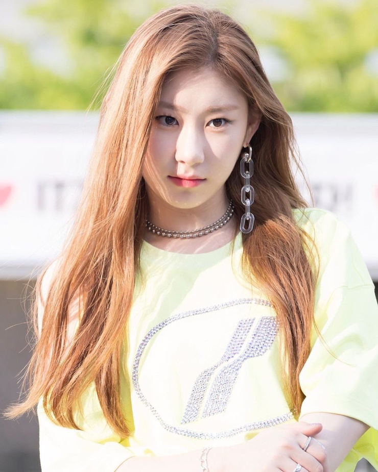 Chaeryeong Chaeryeong