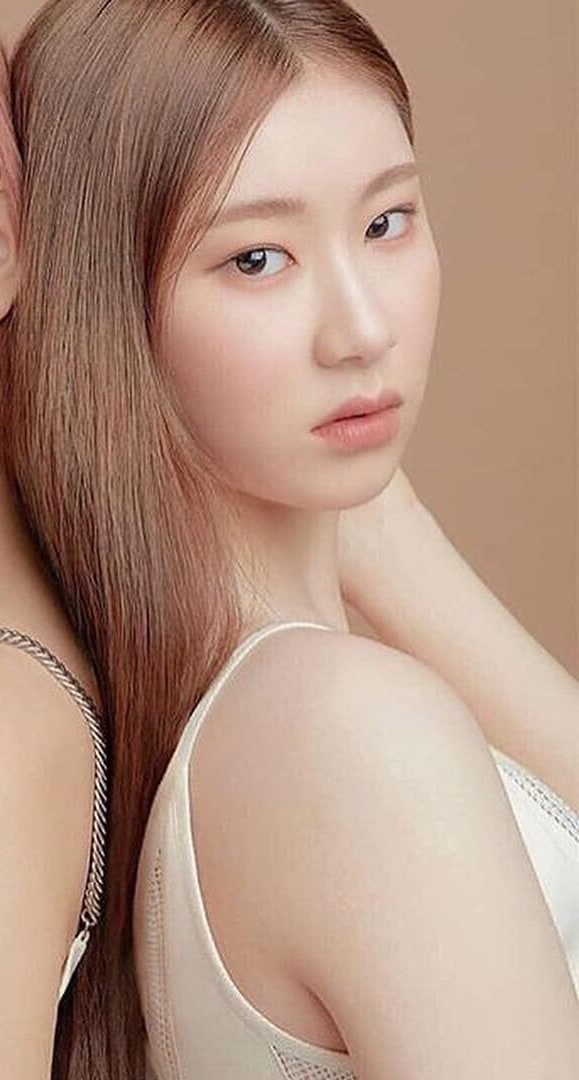 Chaeryeong Chaeryeong