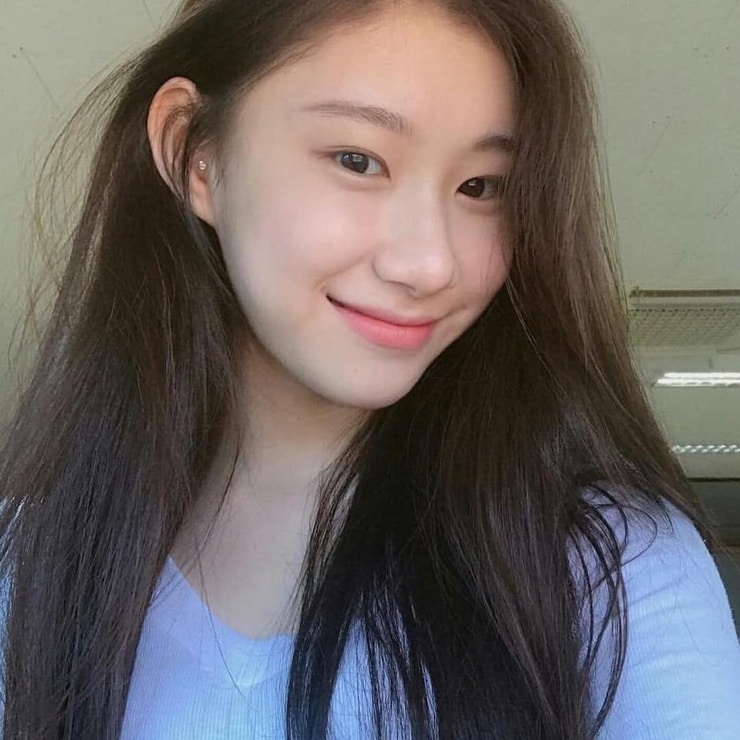 Chaeryeong Chaeryeong