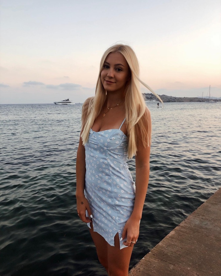 Ava Sambora Ava Sambora