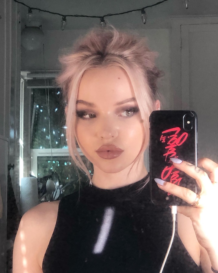 Dove Cameron