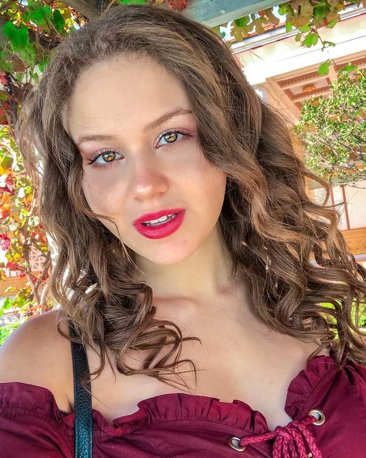 Isabella Acres