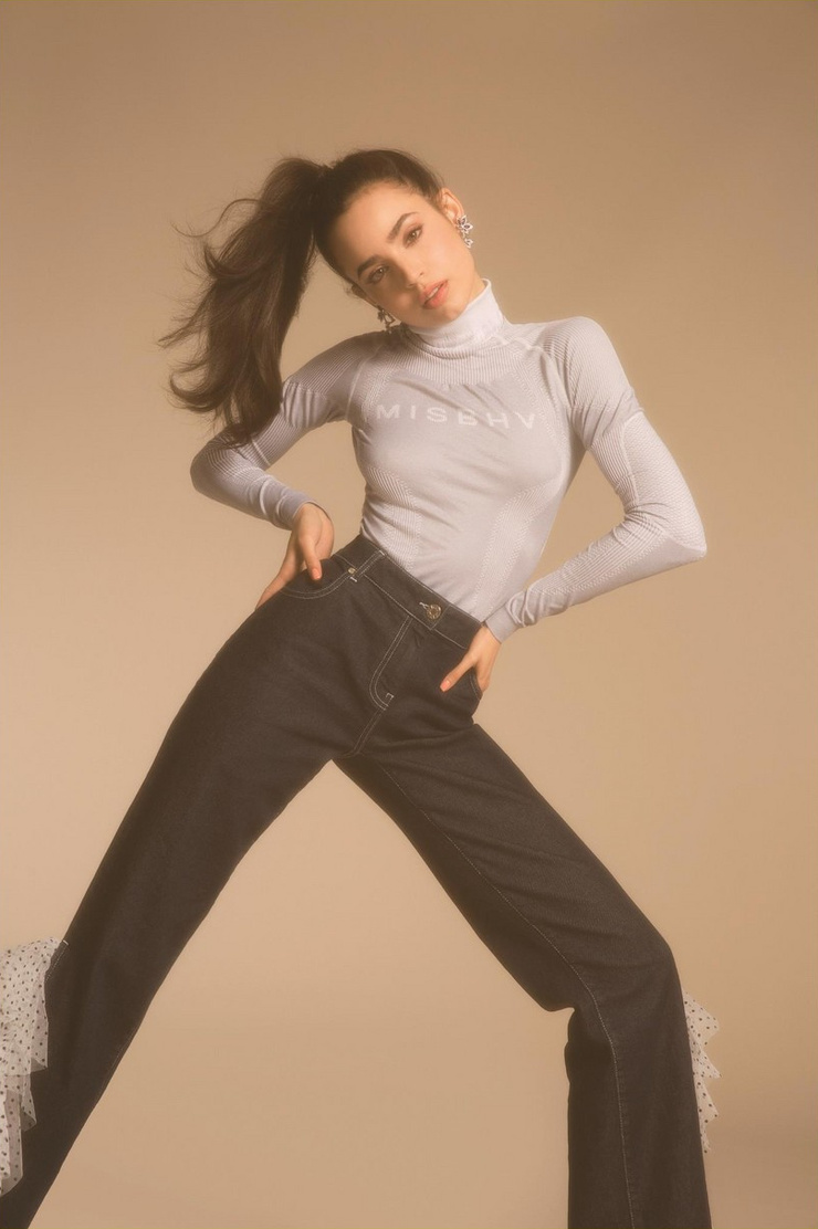 Sofia Carson