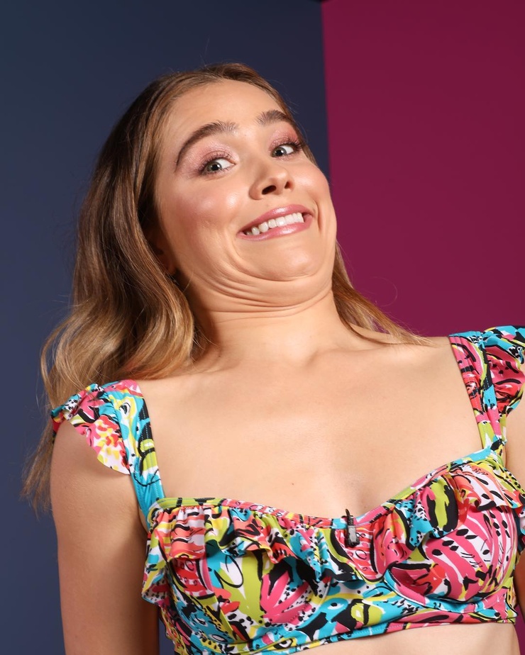 Haley Lu Richardson