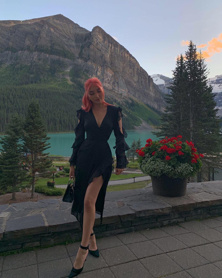 Jennessa Rose