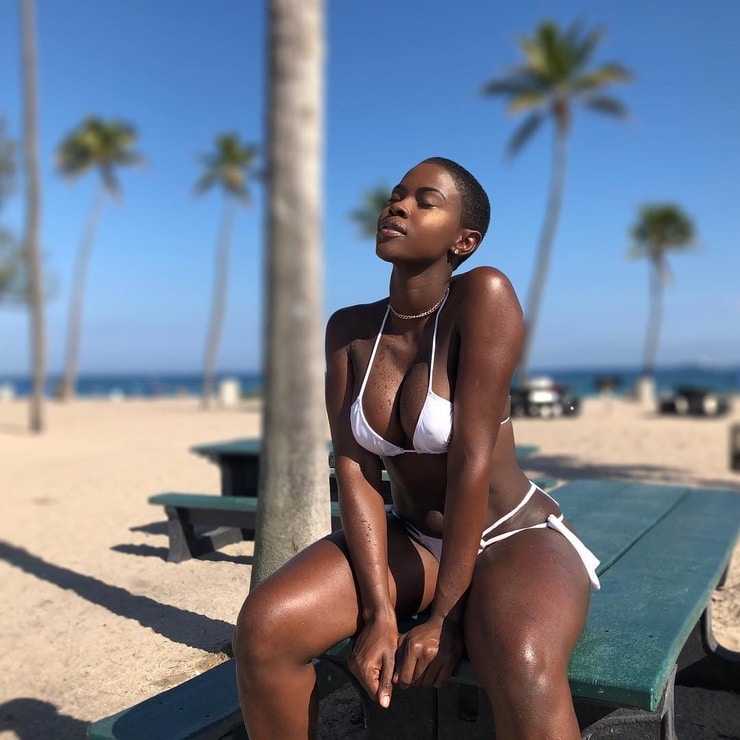 Saje Nicole