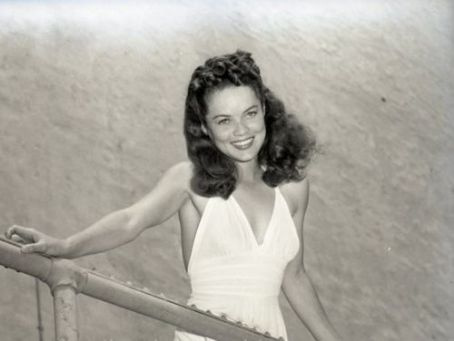 Dona Drake