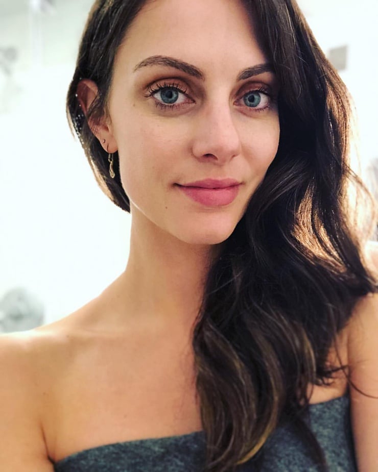 Julia Voth Julia Voth