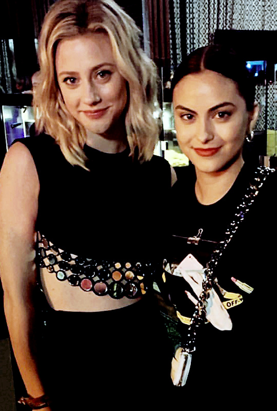 Lili Reinhart