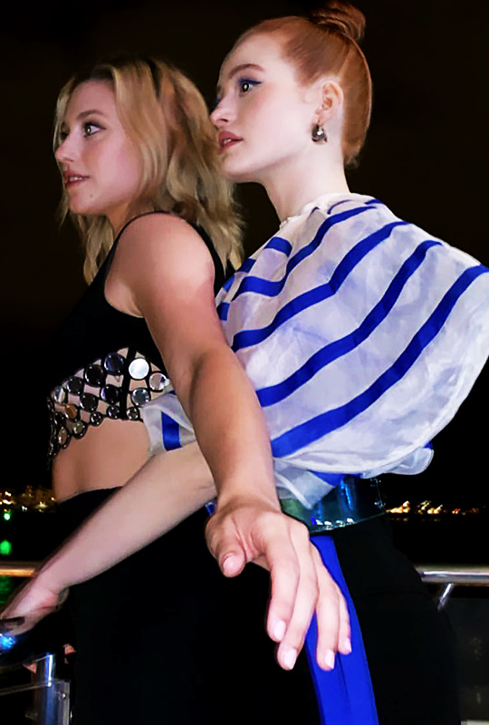 Lili Reinhart