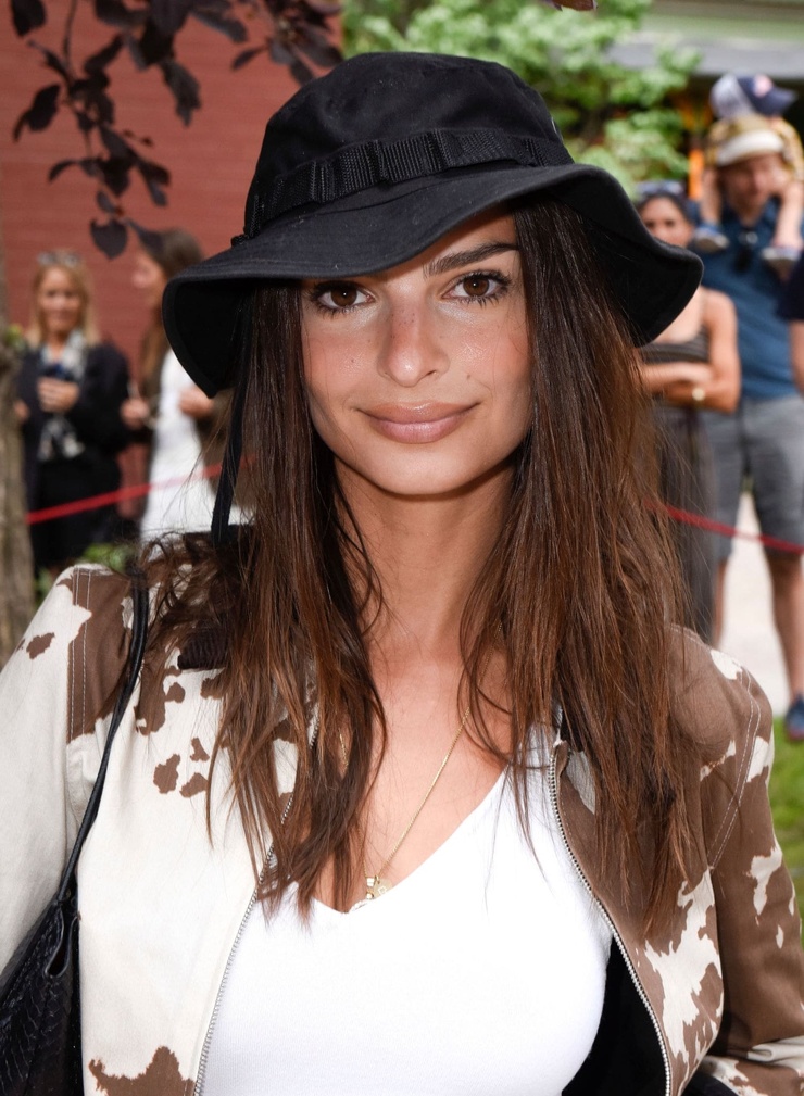 Emily Ratajkowski