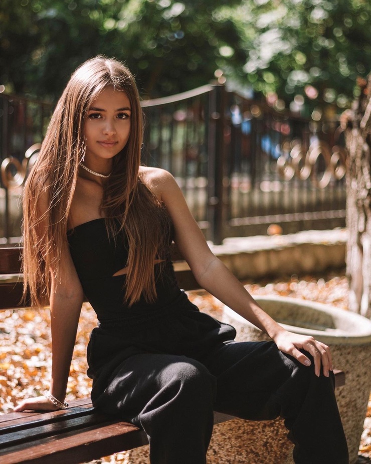 Iuliana Beregoi Iuliana Beregoi