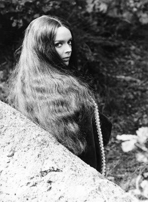 Barbara Steele