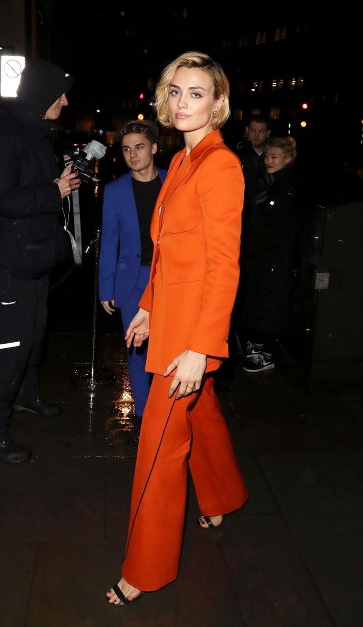 Wallis Day Wallis Day