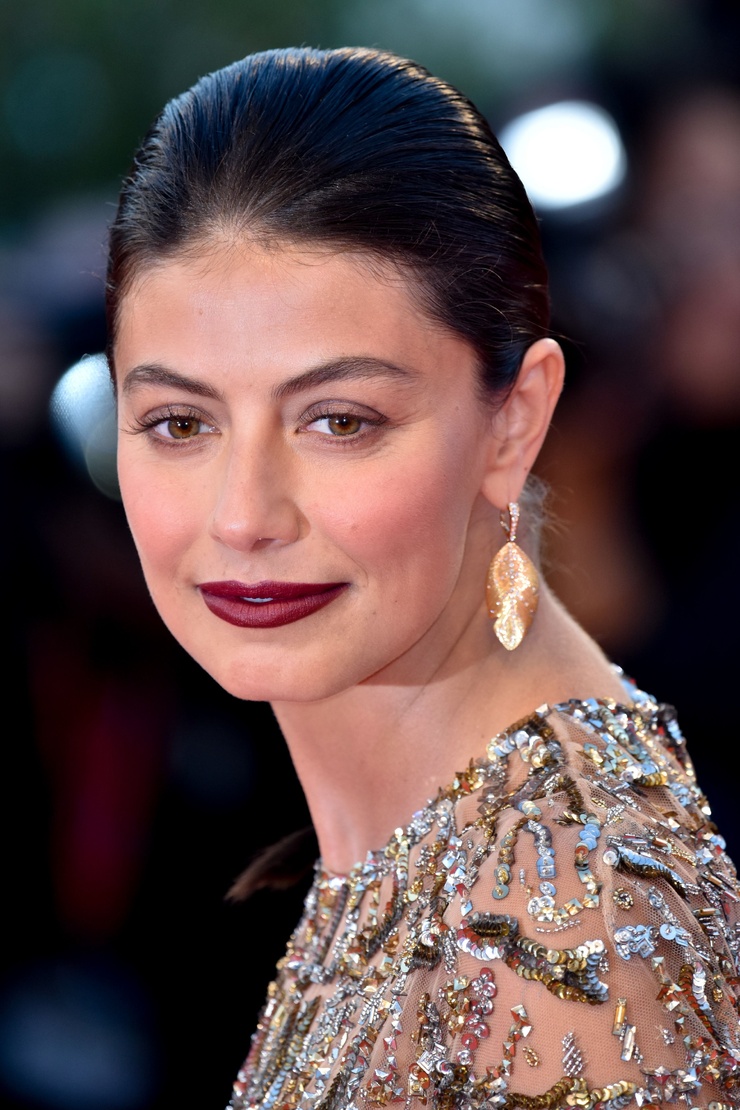 Alessandra Mastronardi Alessandra Mastronardi