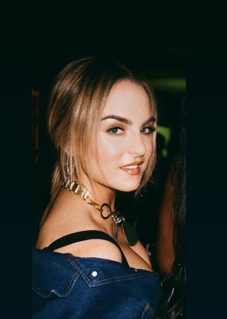 Joanna 'JoJo' Levesque