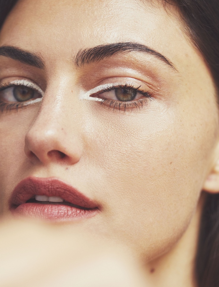 Phoebe Tonkin