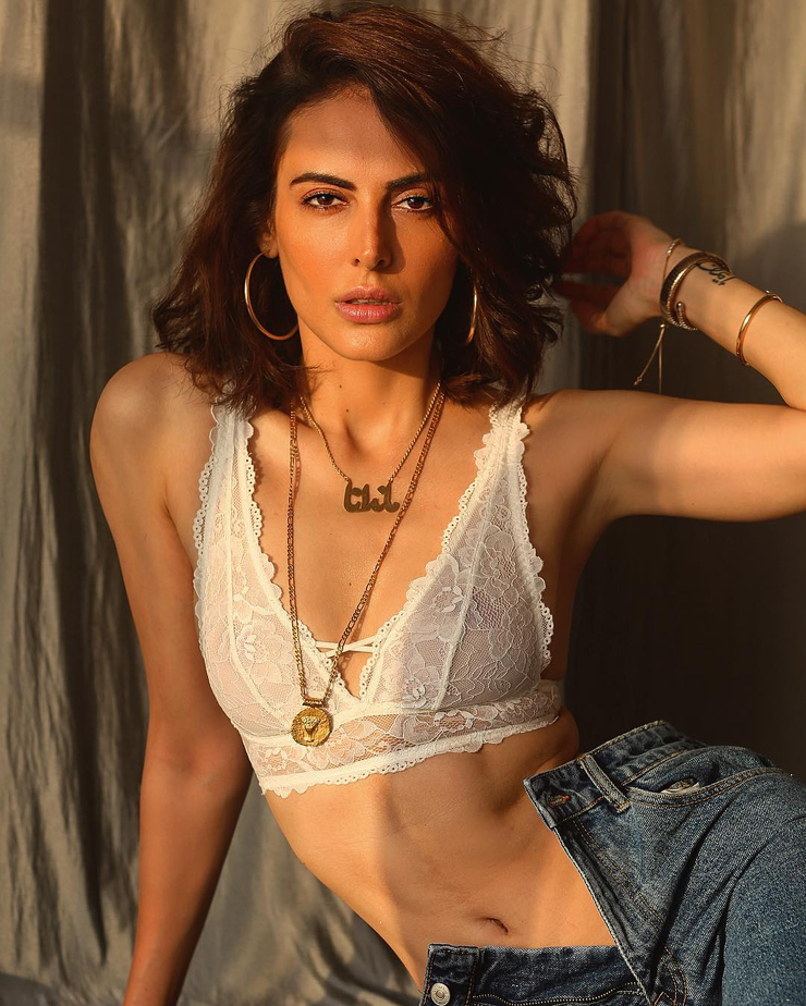 Mandana Karimi