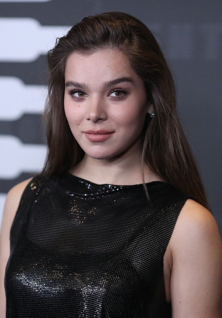 Hailee Steinfeld