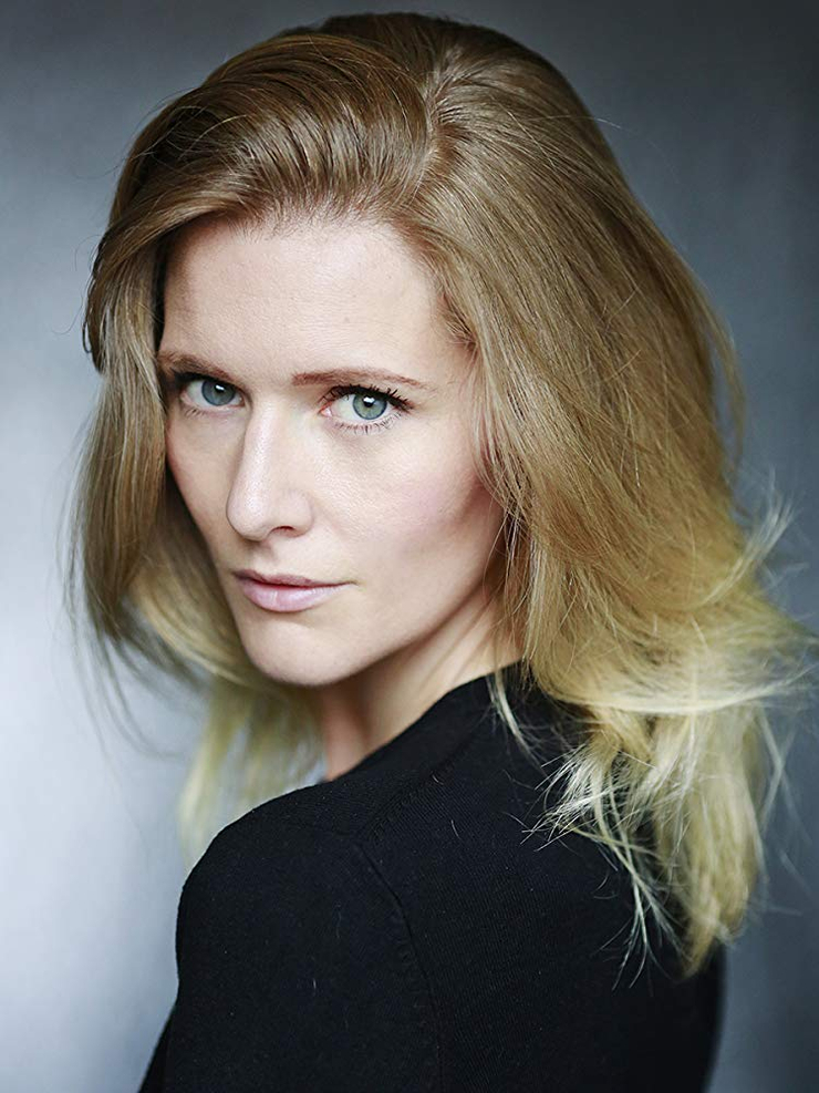 Amy De Bhrún Amy De Bhrún