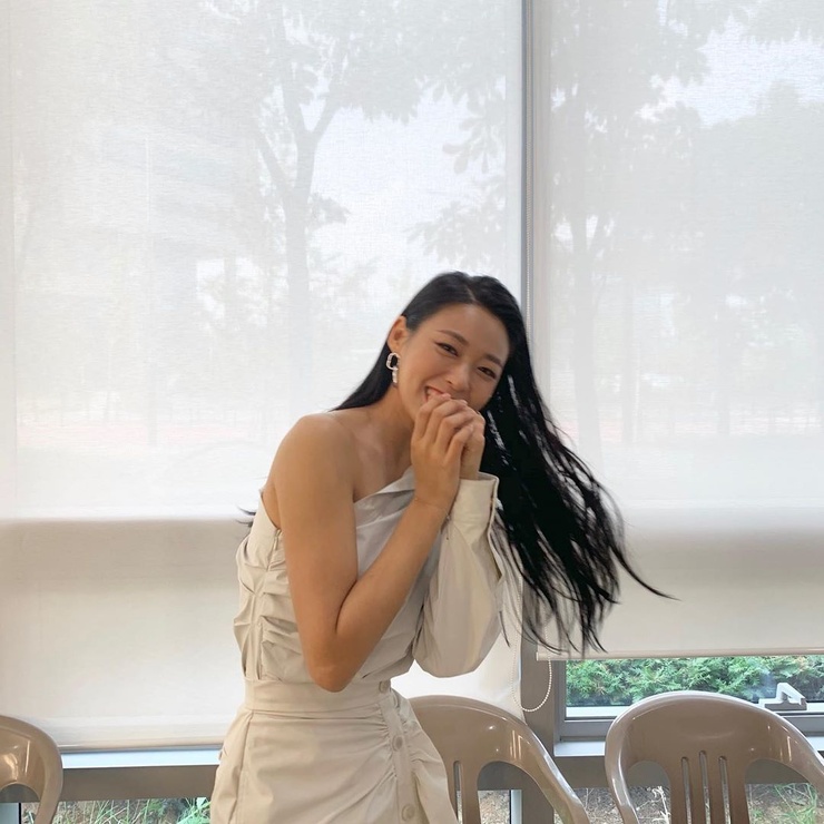 Seol-Hyun Kim Seol-Hyun Kim