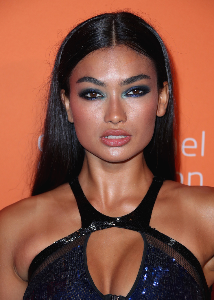 Kelly Gale Kelly Gale