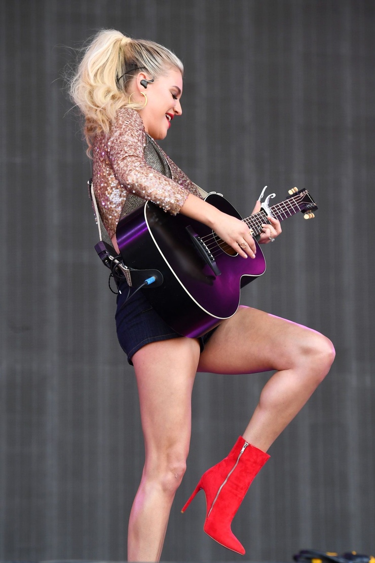 Kelsea Ballerini