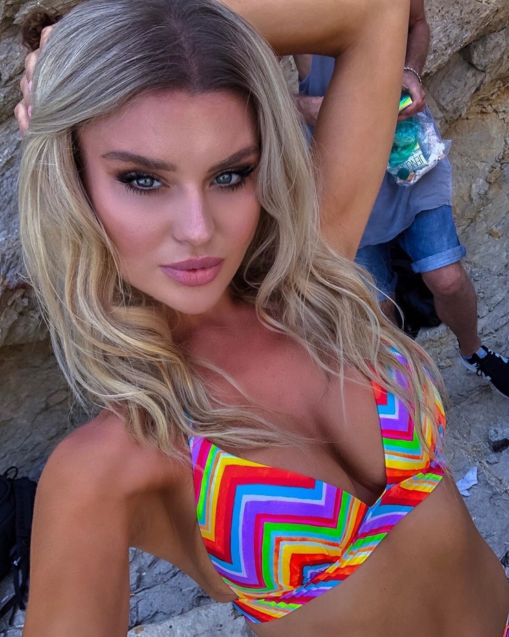 Kseniya Belousova Kseniya Belousova