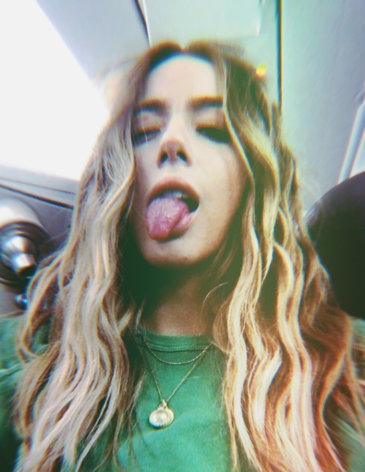 Chloe Bennet