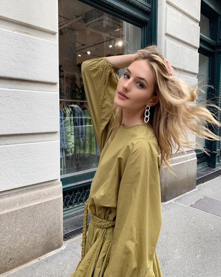 Sanne Vloet Sanne Vloet
